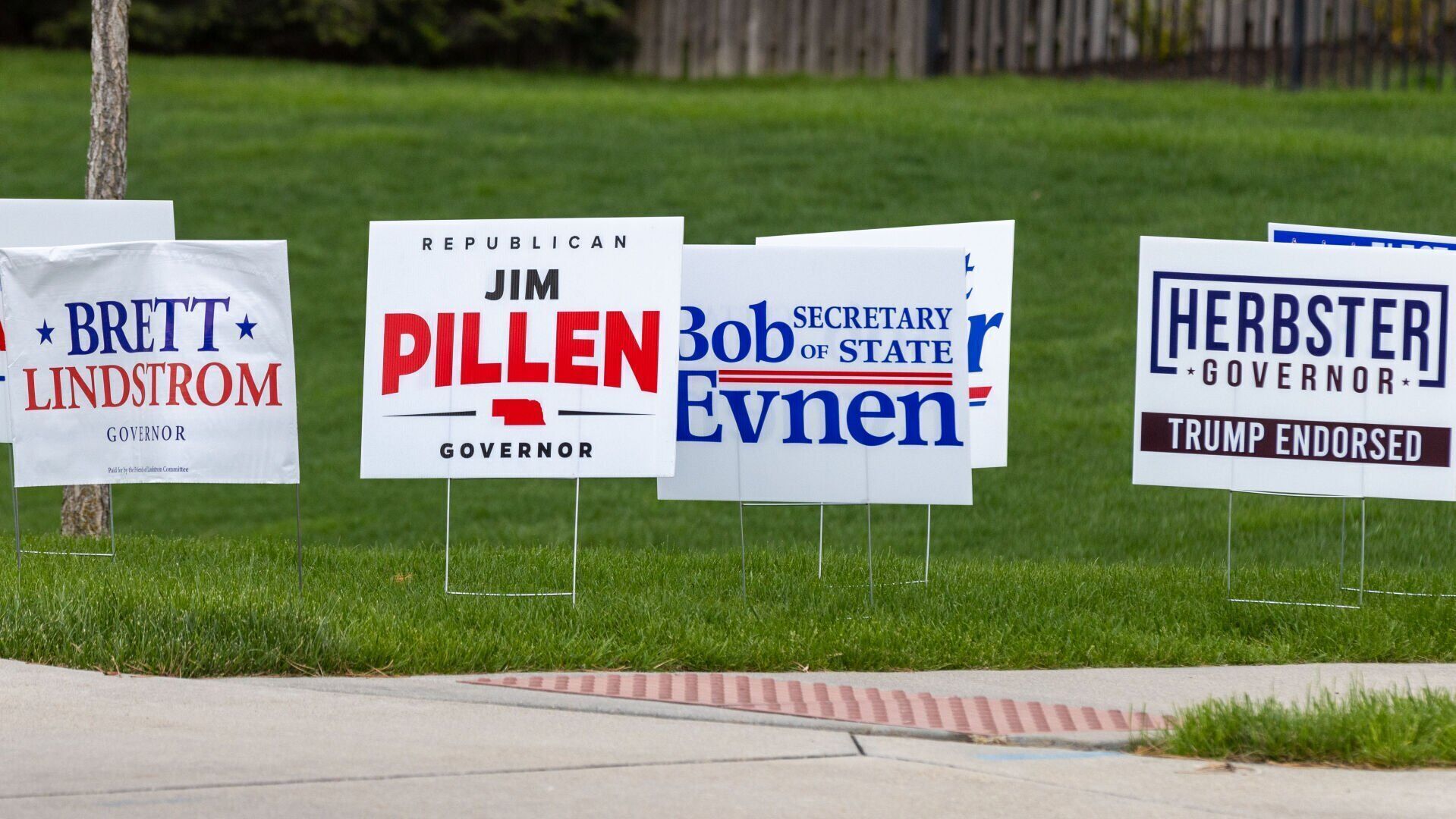 051122-owh-new-voters-pic-cm002.jpg